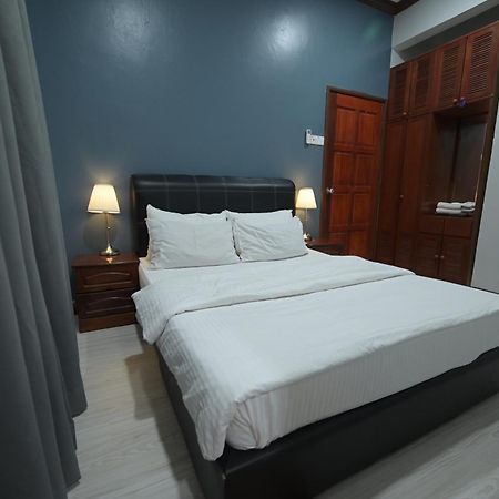 Kesedar Hotel Travel & Tours Sdn Bhd Gua Musang Kültér fotó