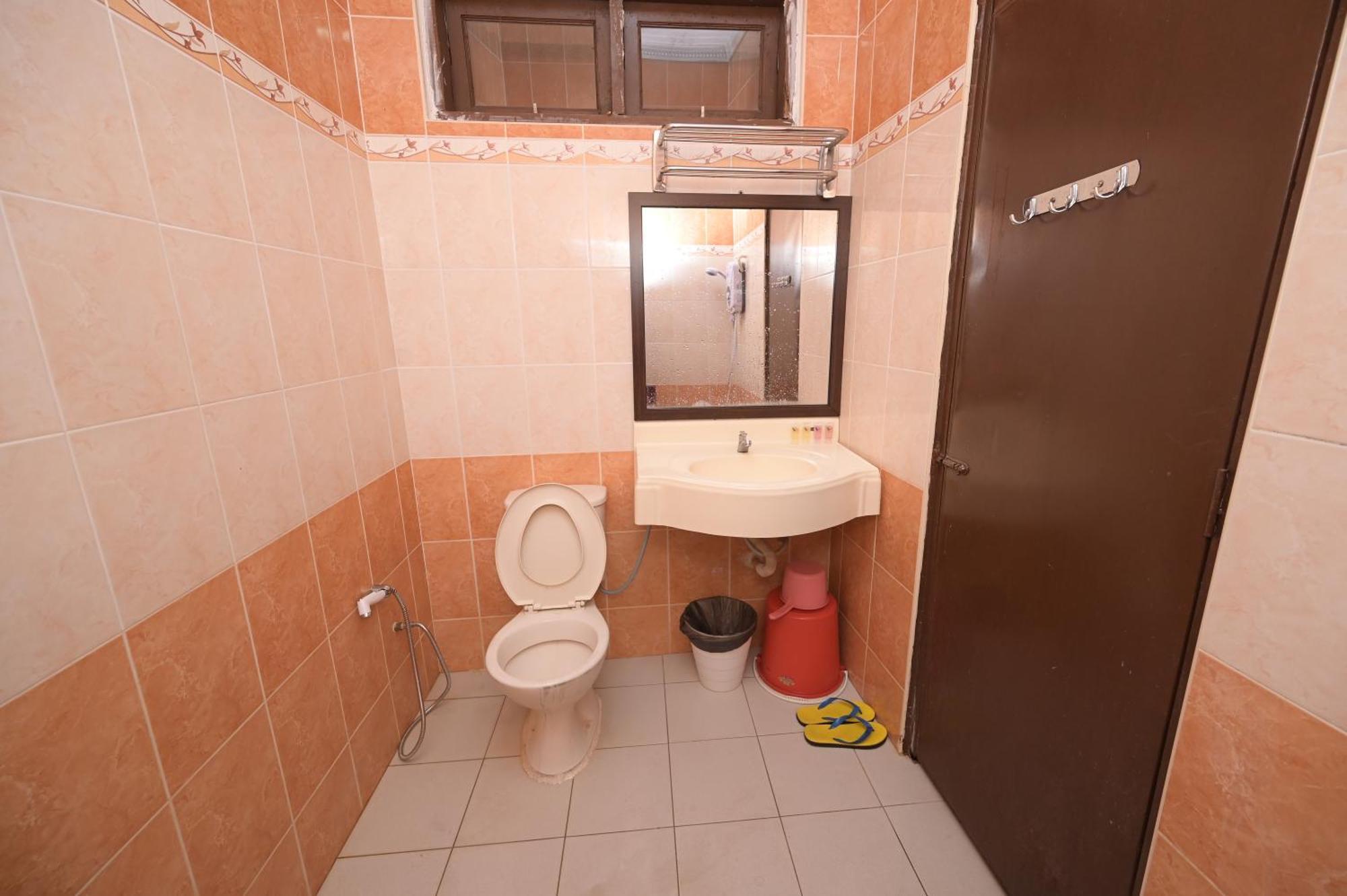 Kesedar Hotel Travel & Tours Sdn Bhd Gua Musang Kültér fotó