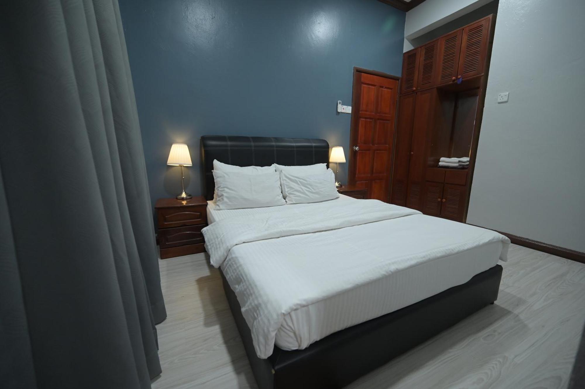 Kesedar Hotel Travel & Tours Sdn Bhd Gua Musang Kültér fotó